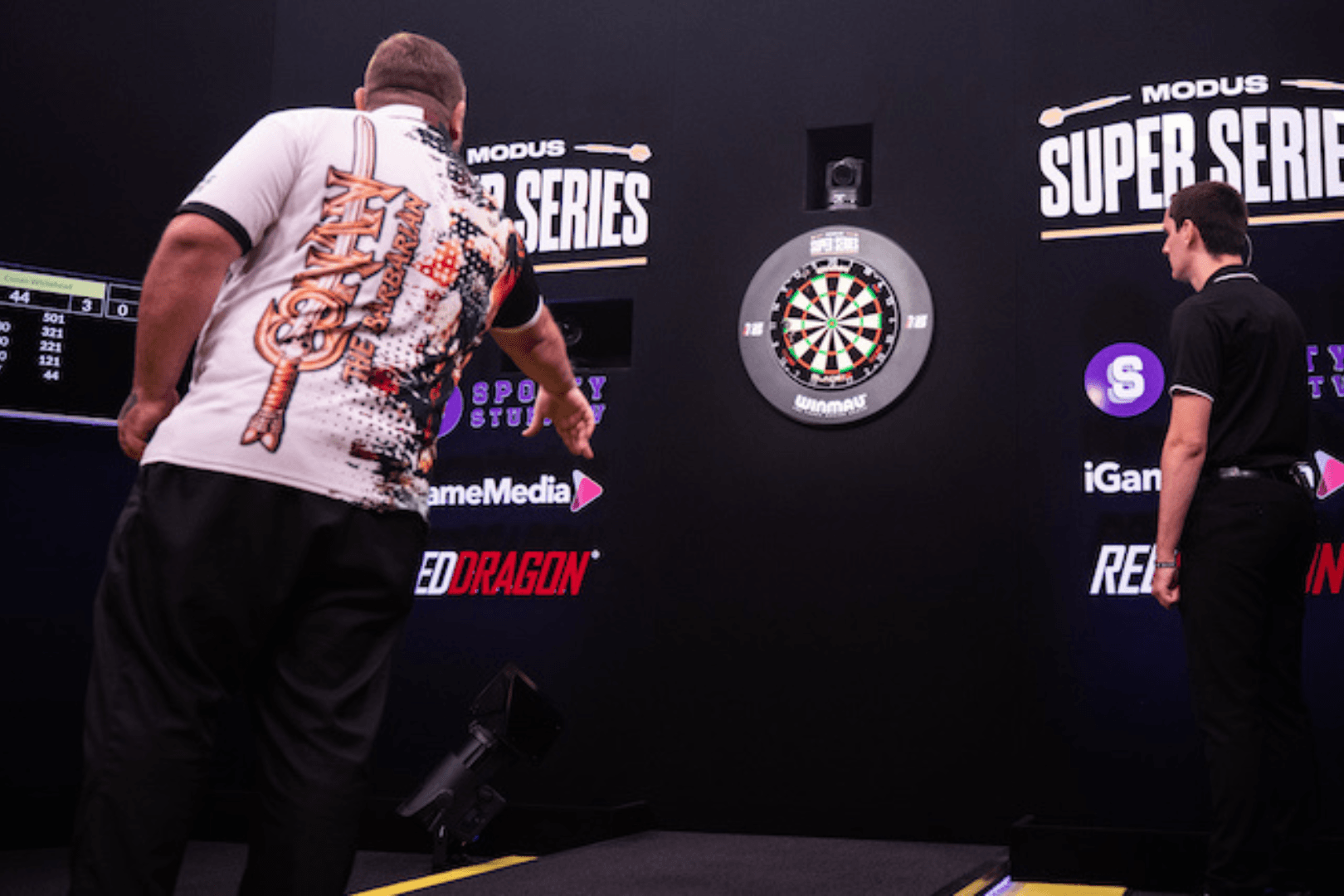 can-anyone-become-a-professional-dart-player-fan-arch