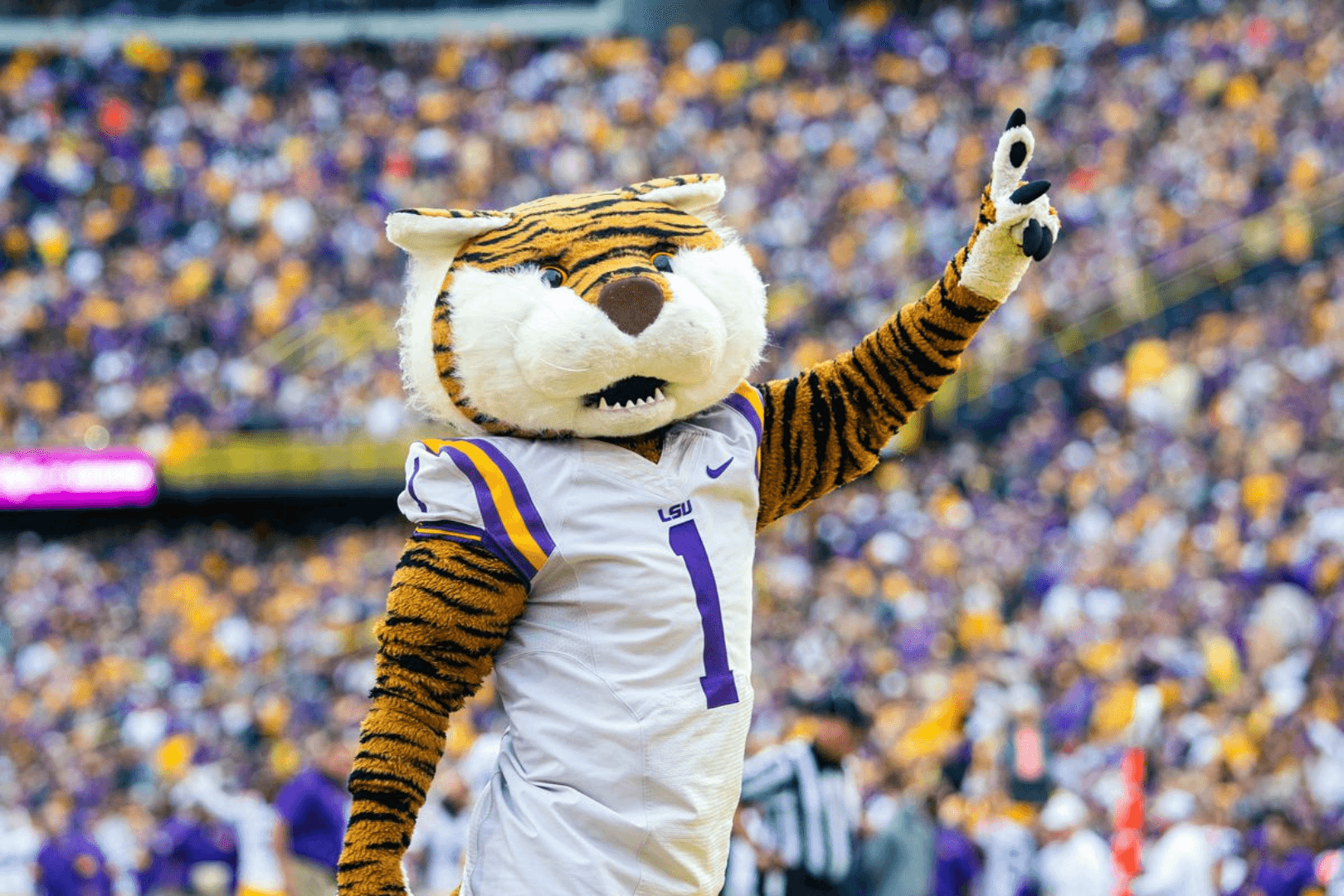 When did LSU football last win a national championship? Tigers' national  title history explored