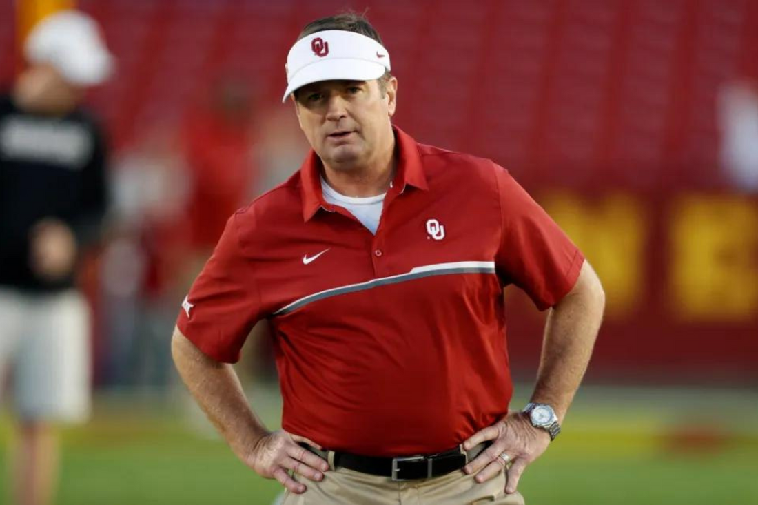 How many national championships did Bob Stoops lose?