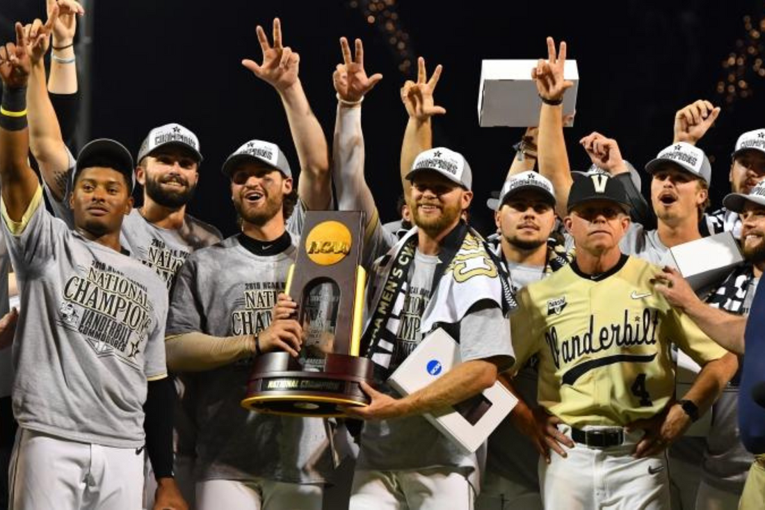 Is there a national championship for college baseball?