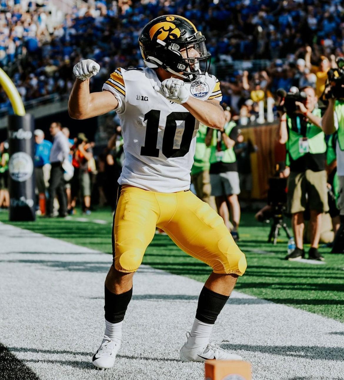 Arland Bruce IV – University of Iowa Athletics