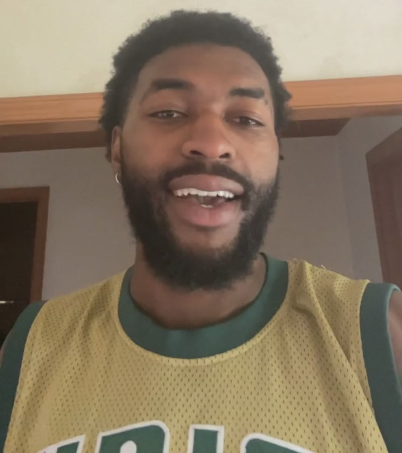 Trevion Williams Video Shoutout Fan Arch