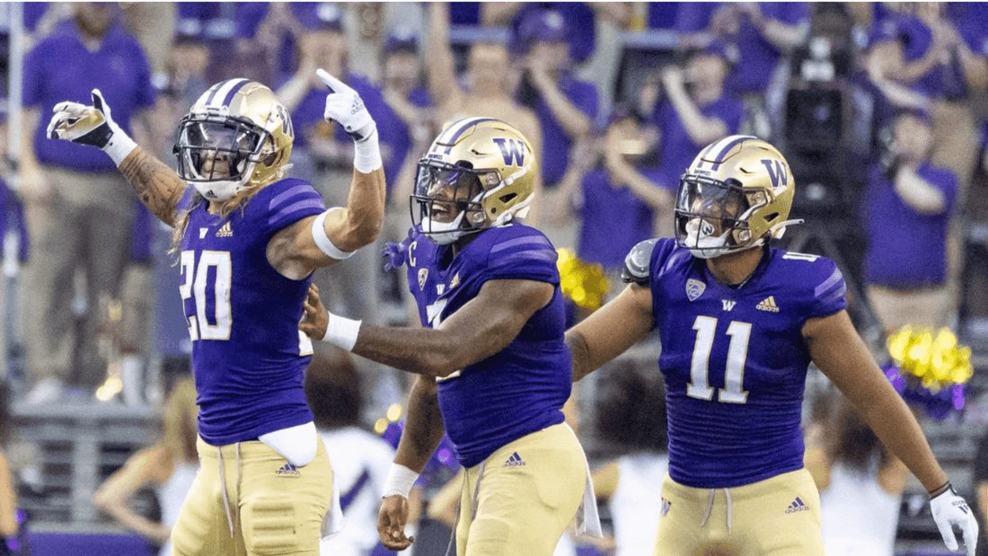 How many national championships does the Washington Huskies have? - Fan Arch