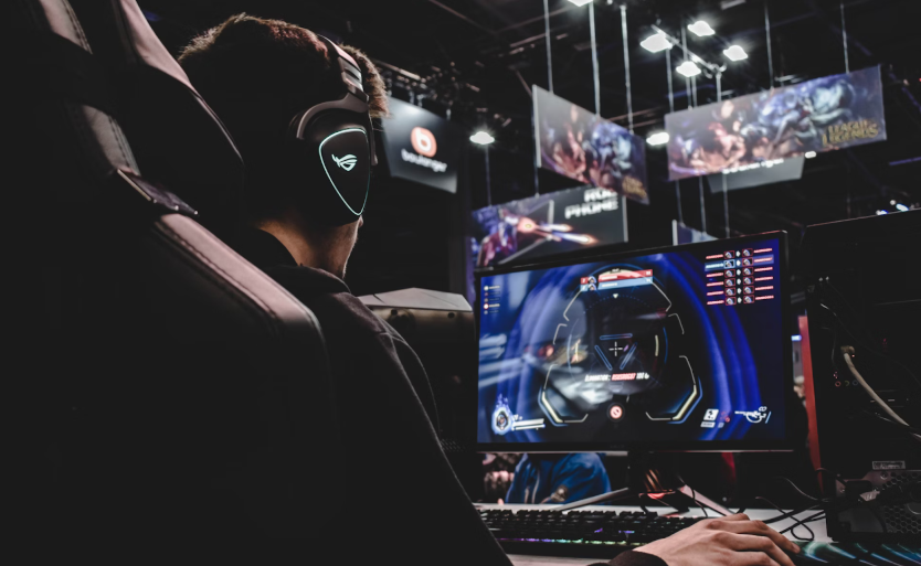 Fans, Bets, and Hype: How the Economy of Emotion Drives Esports Tournaments