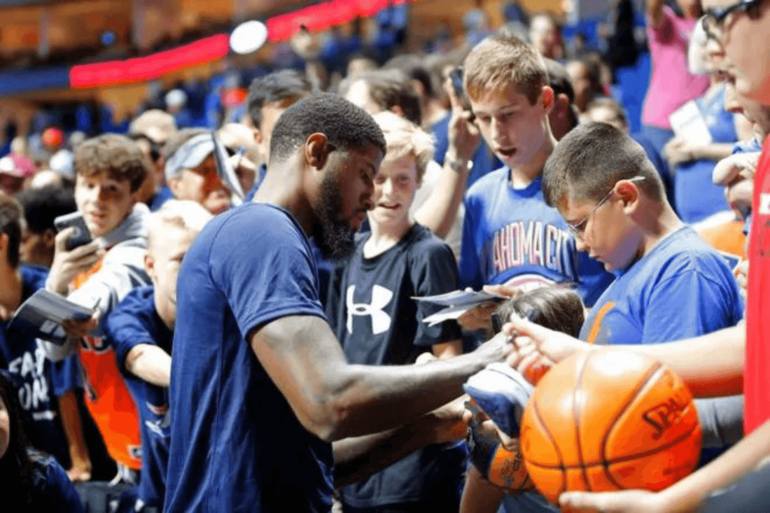 Is it possible to get autographs at a Basketball game? - Fan Arch