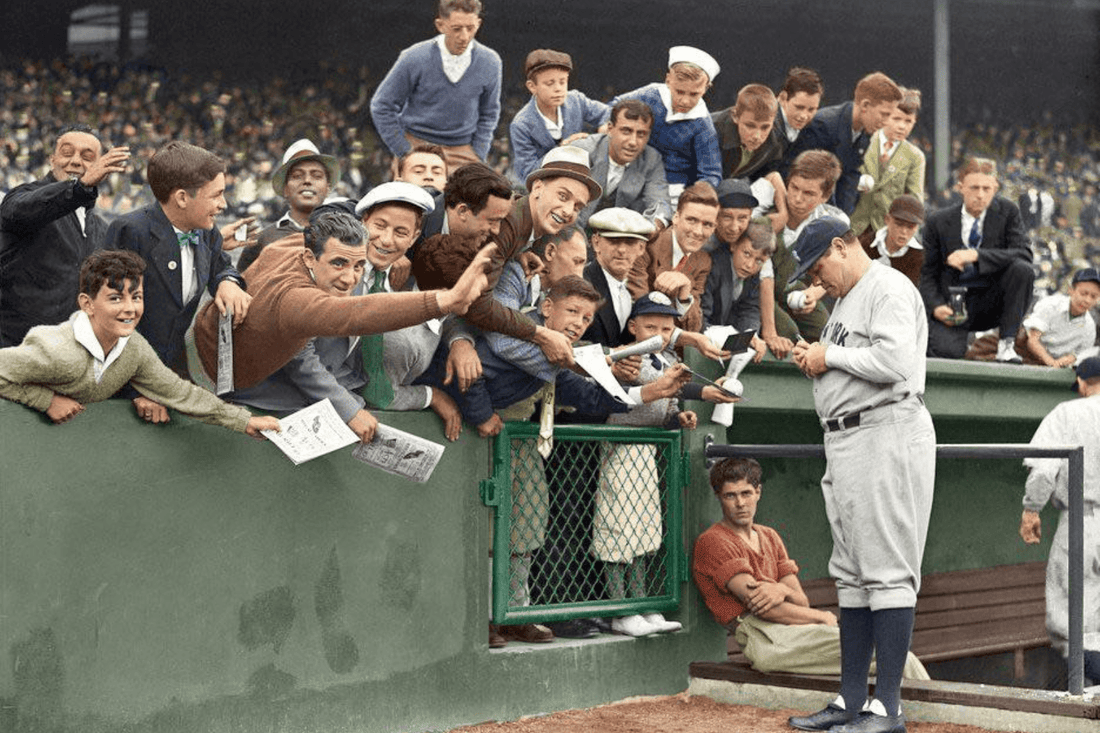 How do I get autographs at Fenway Park? - Fan Arch