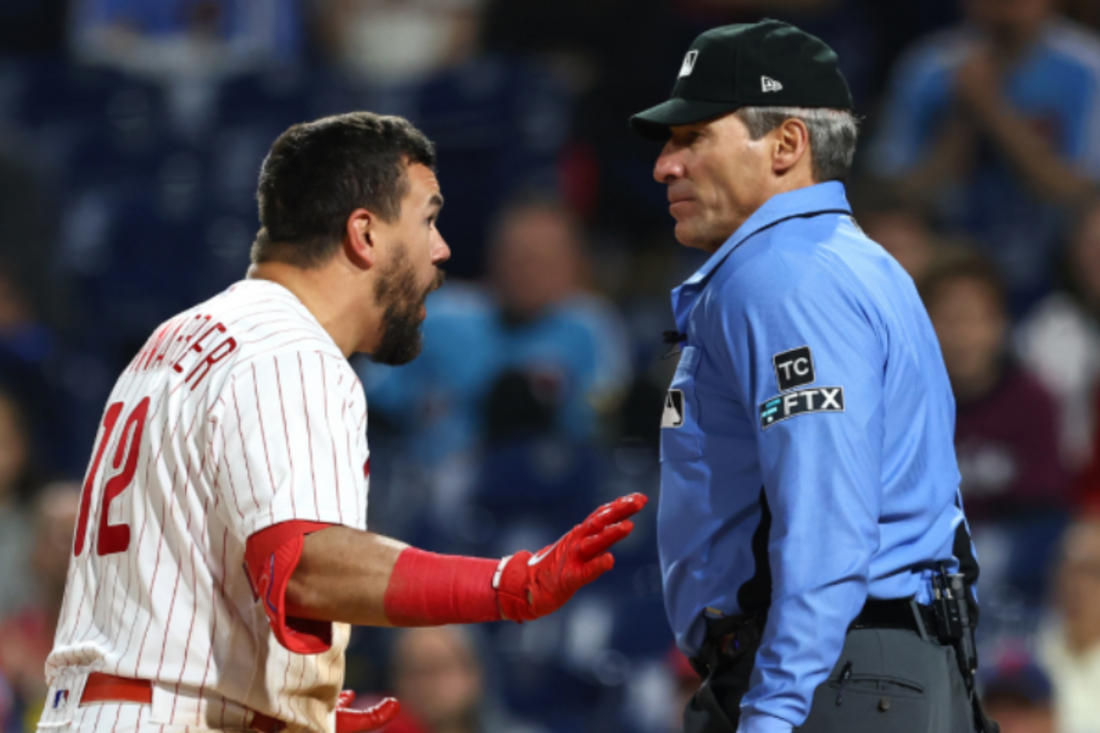 Why Ángel Hernández is the worst rated MLB Umpire