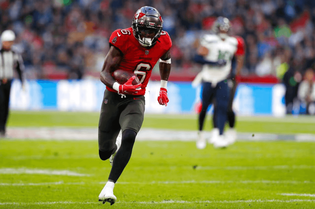 What Happened to NFL Wide Reciever Julio Jones? - Fan Arch