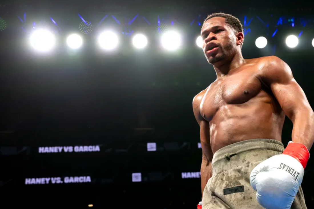 Has Devin Haney ever been knocked out?