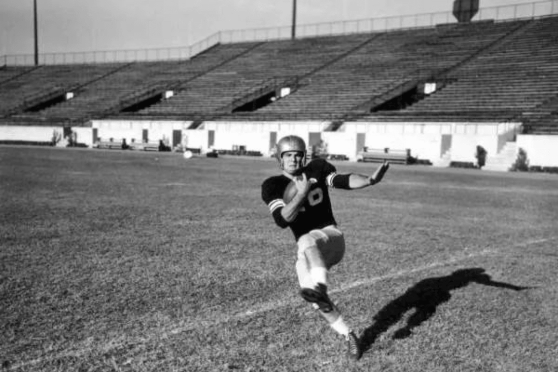 How good was Burt Reynolds in Football? - Fan Arch