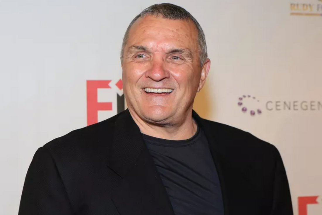 Is 'Rudy' Based on a True Story? Unveiling the Inspiring Journey of Rudy Ruettiger - Fan Arch