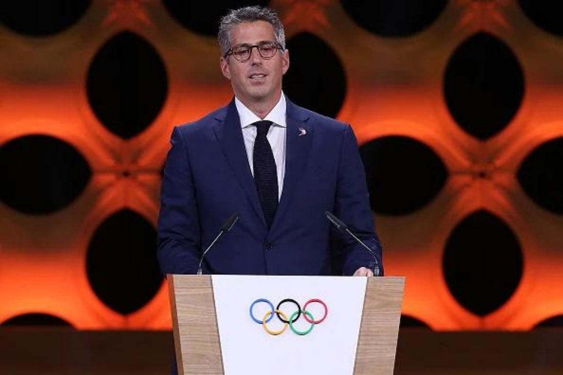 Who is the chairman of the LA 2028 Olympics?
