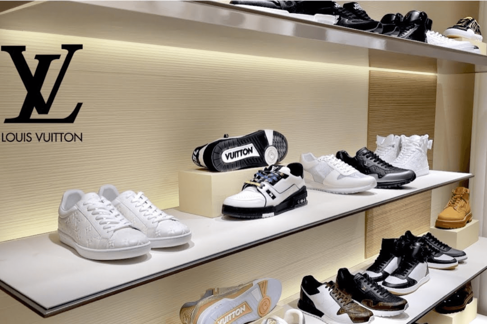 Supreme x louis vuitton x adidas store nmd r1