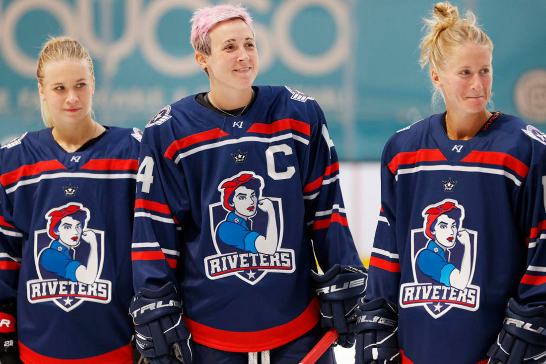 Is there a professional women's hockey league?