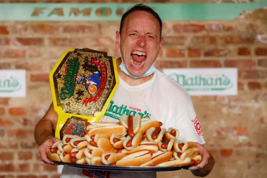 What records does Joey Chestnut hold?