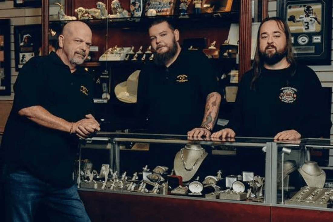 What is the most expensive thing bought on Pawn Stars episode? - Fan Arch