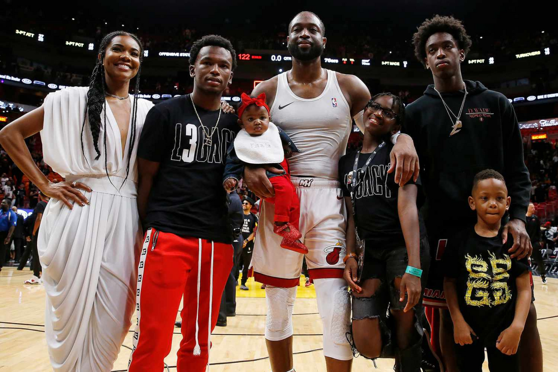 How many kids does Dwayne Wade have?