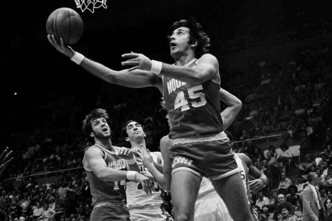 The Story of Kermit Washington almost killing Rudy Tomjonovich - Fan Arch