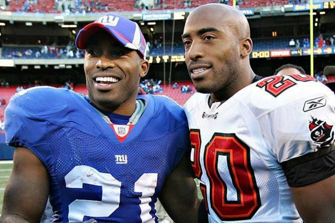 Are Tiki Barber and Ronde Barber Brothers?