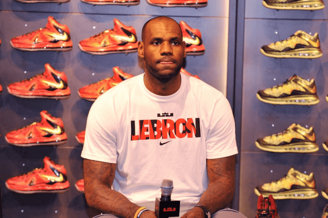 Has Lebron James always been Signed with Nike? - Fan Arch