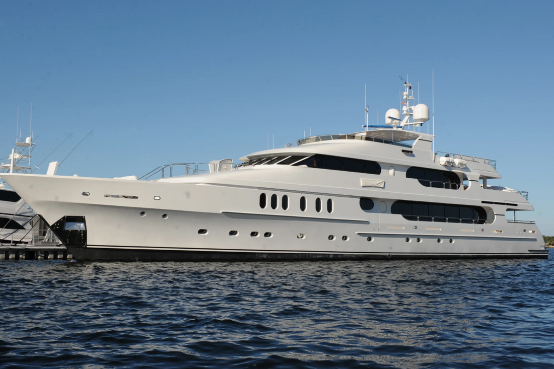 How Big is Tiger Woods's Yacht?