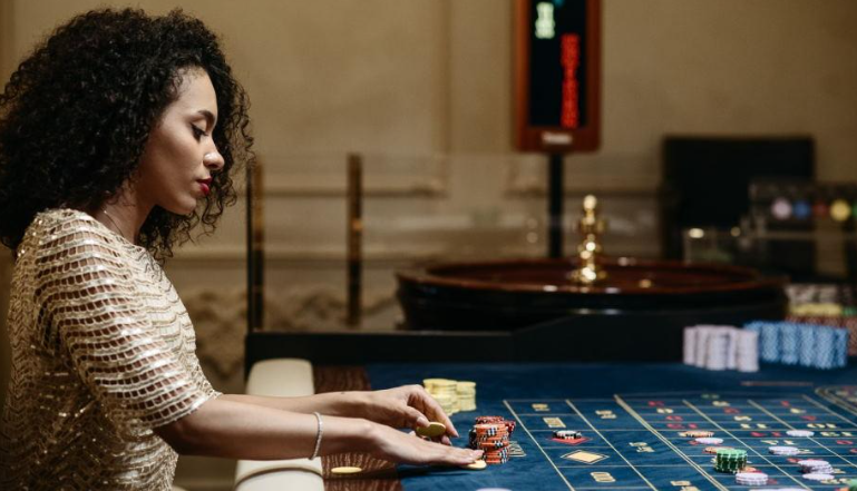 Why Boredom Is the Most Dangerous Emotion in a Casino