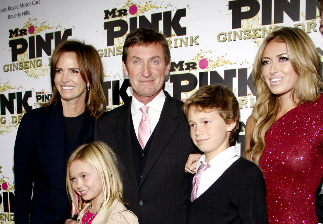 Analyzing the Life of Paulina Gretzky: Daughter of Wayne Gretzky
