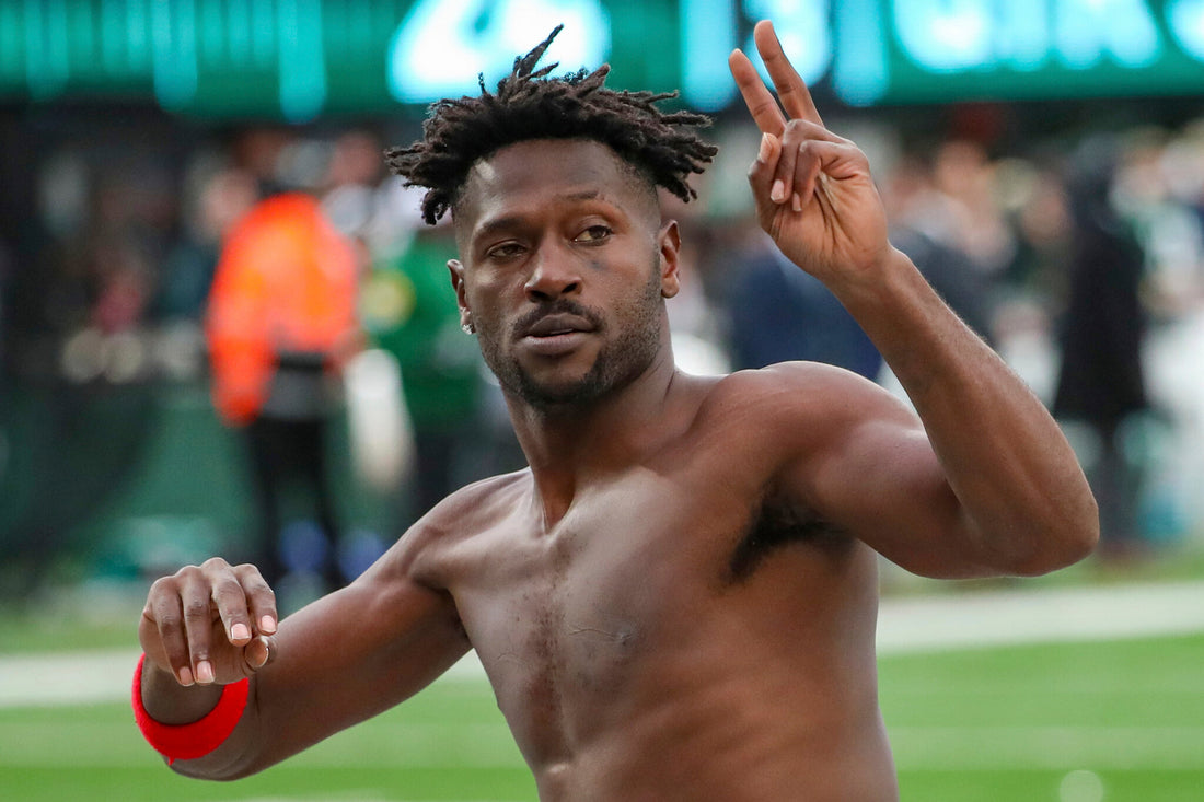 Antonio Brown's horrid 'lesbian' WNBA claim