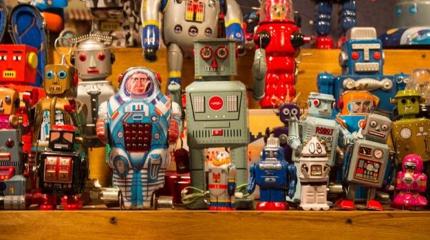 An In-Depth Guide: The Ultimate Guide to Collecting Vintage Toys
