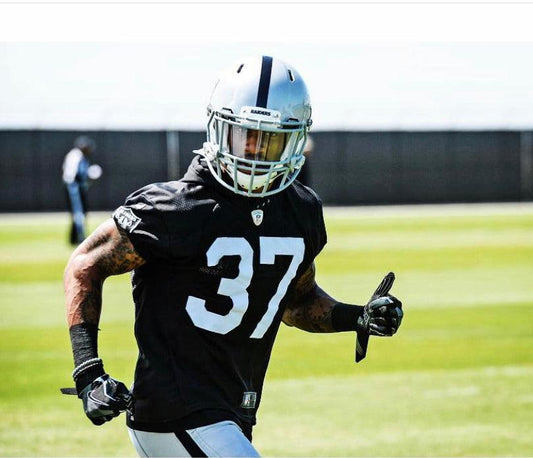 Tevin Mitchel - Fan Arch.webp